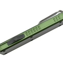 Golgoth G11BS2 Vert. Couteau Automatique OTF Lame Double Tranchant Avec Serrations En Acier D2 Manche Aluminium Vert Et Fibre De Carbone -Kansept shop G11BS2 3.jpg 1440x960 1