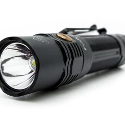 Fenix PD36R Lampe De Poche Ultra Compacte - 1600 Lumens -Kansept shop PD36R 2.jpg 1440x960 1