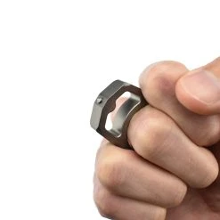 MaxKnives TIKNU3 Impact Tool En Titane Naturel Avec Brise-vitre -Kansept shop TIKNU3 5.jpg 1440x960 1