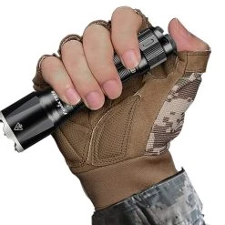 Fenix TK16 V2.0 - Lampe Tactique APF à Double Interrupteur Arrière - 3100 Lumens 9 Fenix TK16 V2.0 - Lampe Tactique APF à Double Interrupteur Arrière - 3100 Lumens -Kansept shop TK16 4.jpg 1440x960 1